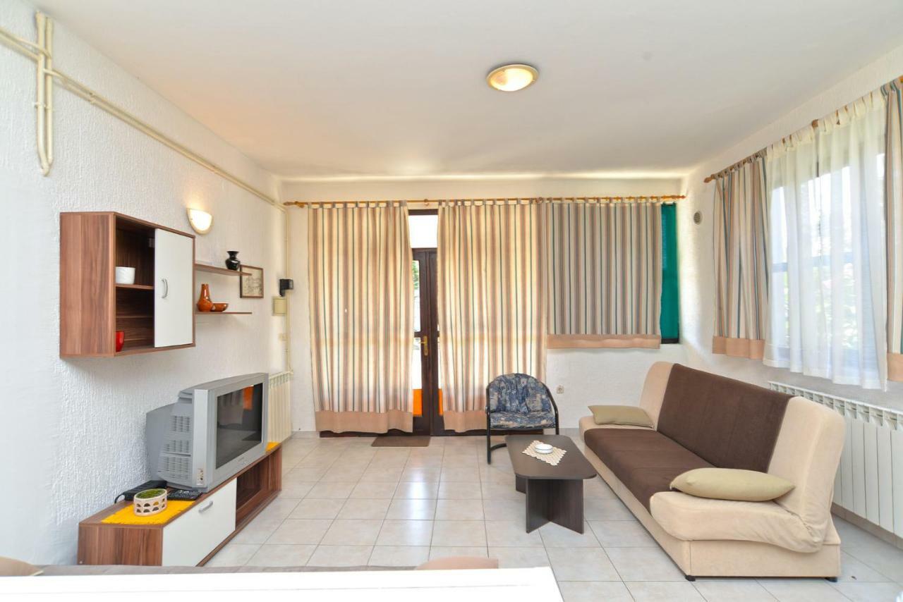 Apartments Elsa 534 스틴잔 외부 사진