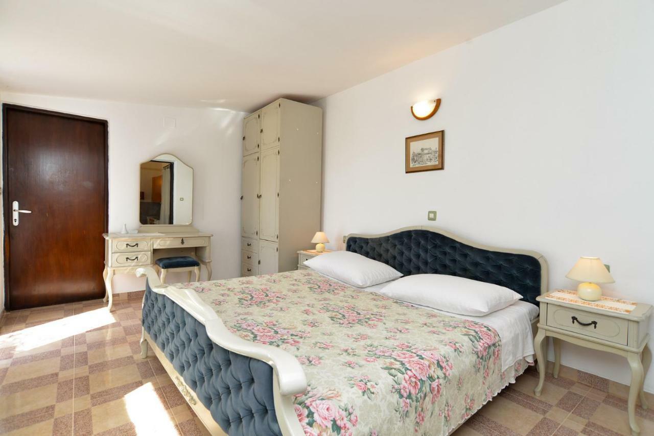 Apartments Elsa 534 스틴잔 외부 사진