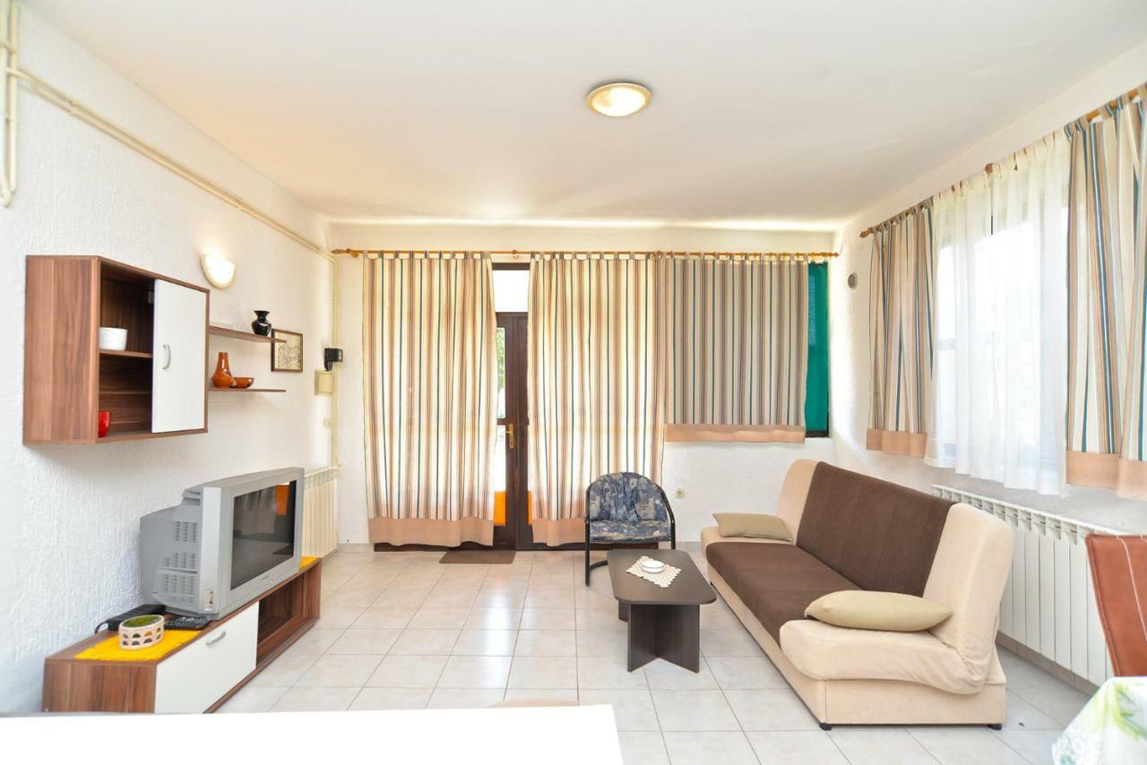 Apartments Elsa 534 스틴잔 외부 사진
