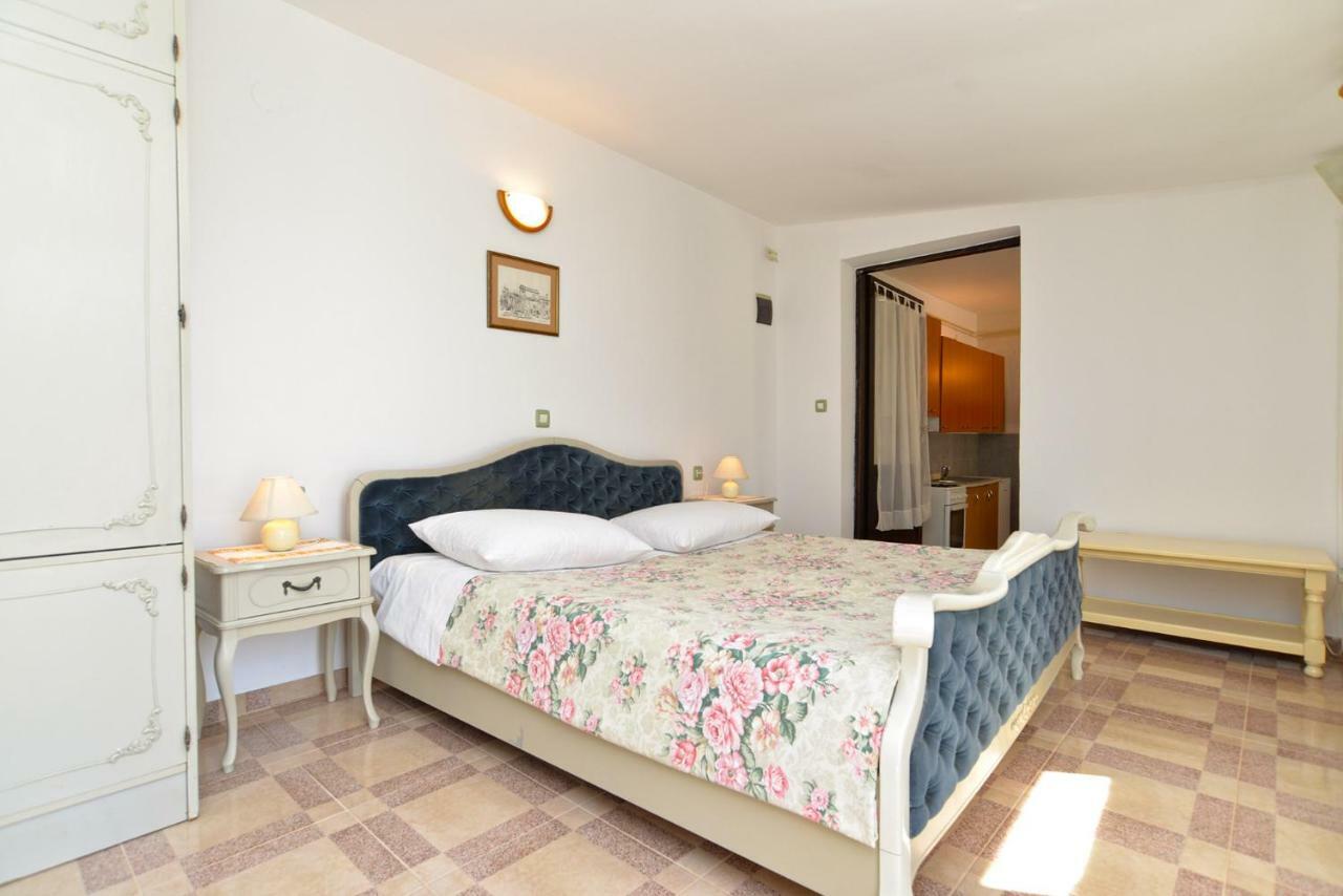 Apartments Elsa 534 스틴잔 외부 사진